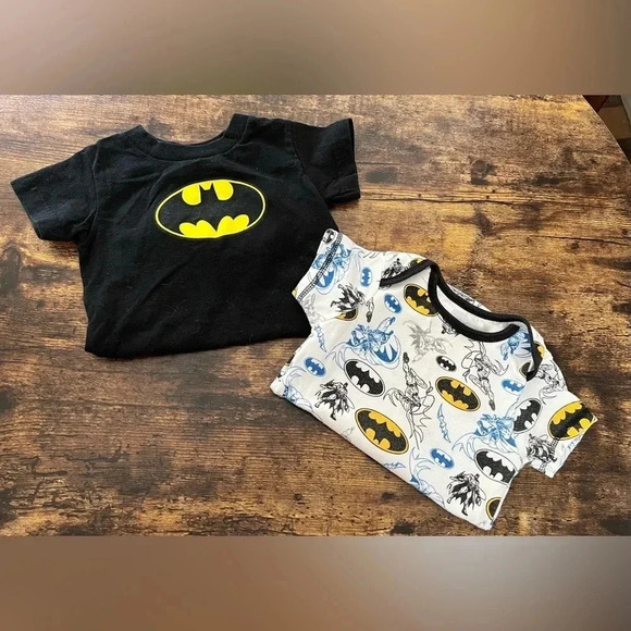 BUNDLE: 2 - Batman baby onesies. Size: 6M - Picture 2 of 13